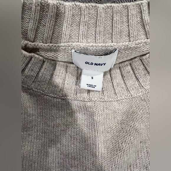 Old Navy Oatmeal Sweater - Picture 3 of 4